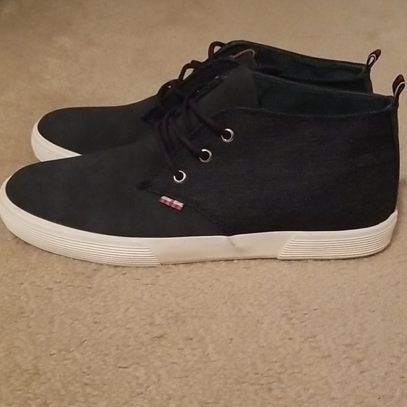 Ben Sherman Bradford Chukka boots
